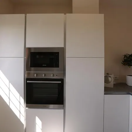 Holiday home Casale Medi - Nuove Ed Eleganti Con Giardino, Vista E Piscina Condivisa Belvedere Ostrense