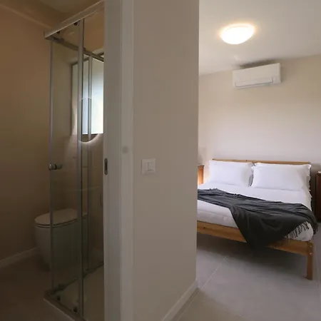 Casale Medi - Nuove Ed Eleganti Con Giardino, Vista E Piscina Condivisa * Belvedere Ostrense