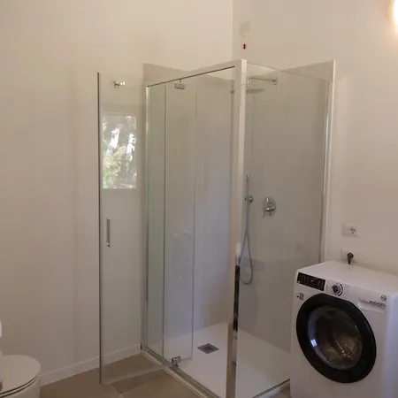 Holiday home Casale Medi - Nuove Ed Eleganti Con Giardino, Vista E Piscina Condivisa *