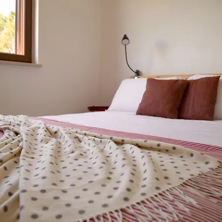 Casale Medi - Nuove Ed Eleganti Con Giardino, Vista E Piscina Condivisa Belvedere Ostrense