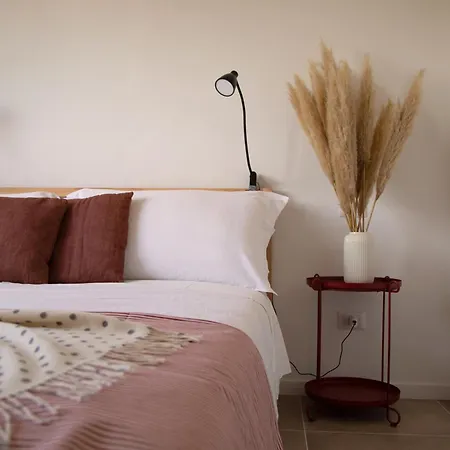 Casale Medi - Nuove Ed Eleganti Con Giardino, Vista E Piscina Condivisa Vakantiehuis