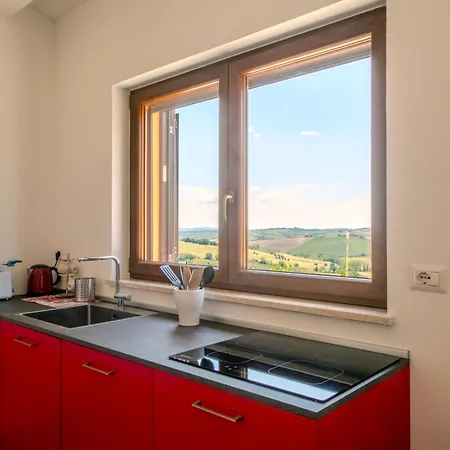 Casale Medi - Nuove Ed Eleganti Con Giardino, Vista E Piscina Condivisa Tatil Evi