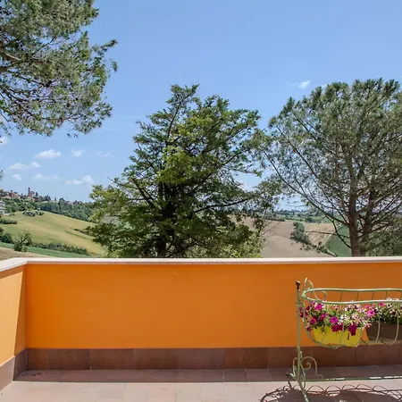 Casale Medi - Nuove Ed Eleganti Con Giardino, Vista E Piscina Condivisa *