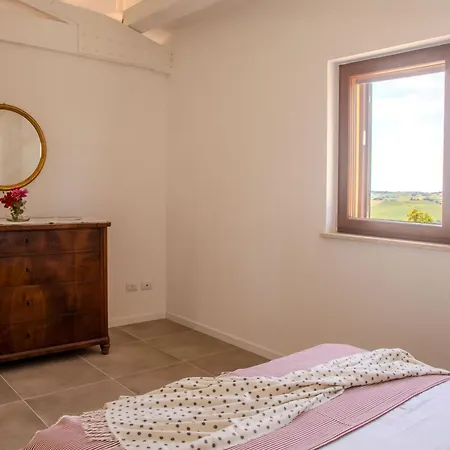 Casale Medi - Nuove Ed Eleganti Con Giardino, Vista E Piscina Condivisa * Belvedere Ostrense