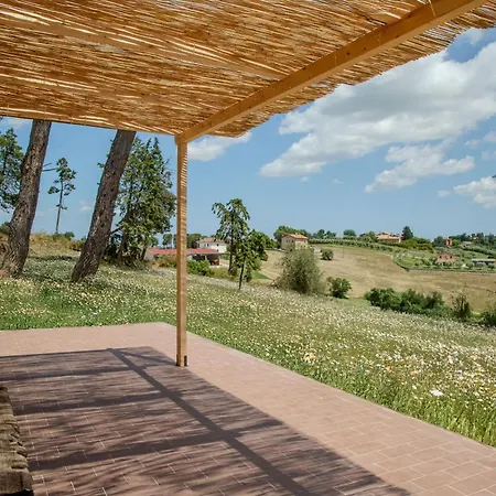 Casale Medi - Nuove Ed Eleganti Con Giardino, Vista E Piscina Condivisa Vakantiehuis Belvedere Ostrense